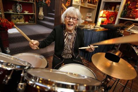 Viola Smith
