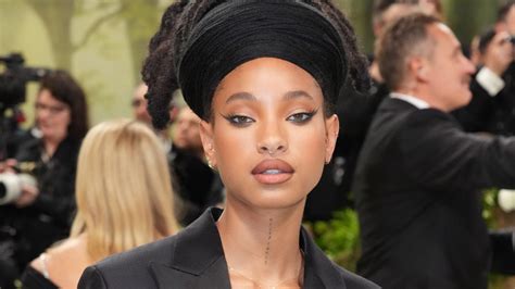 Willow Smith #19