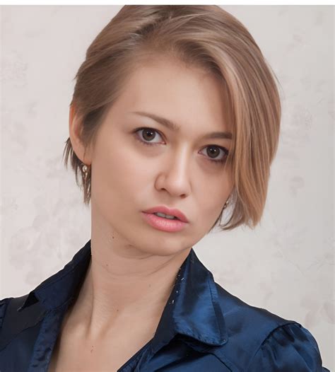 Yulenka Moore #12