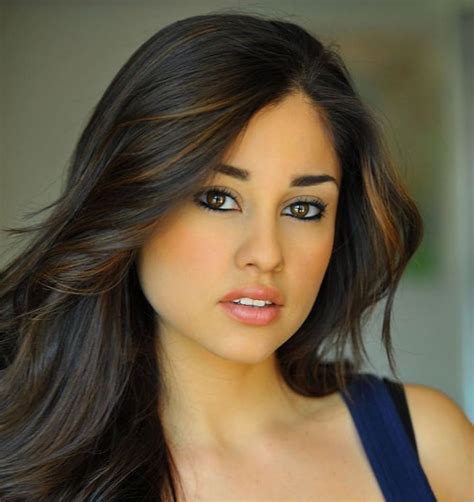 Yvette Monreal