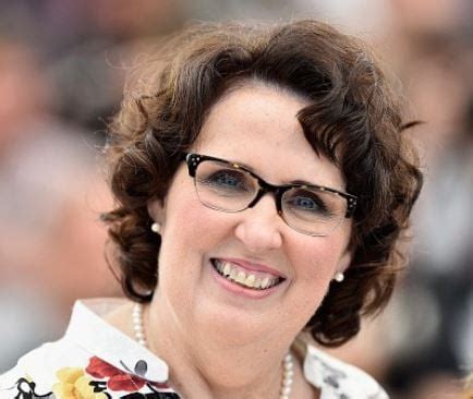 phyllis smith net worth