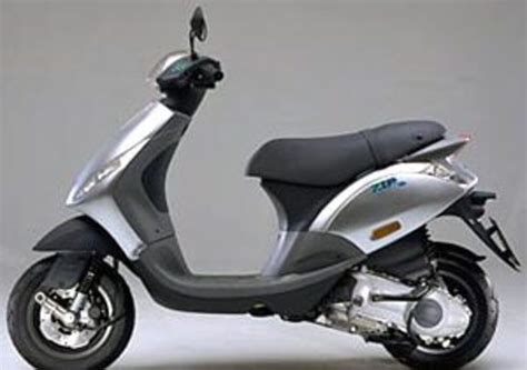 piaggio zip 125 manual Kindle Editon