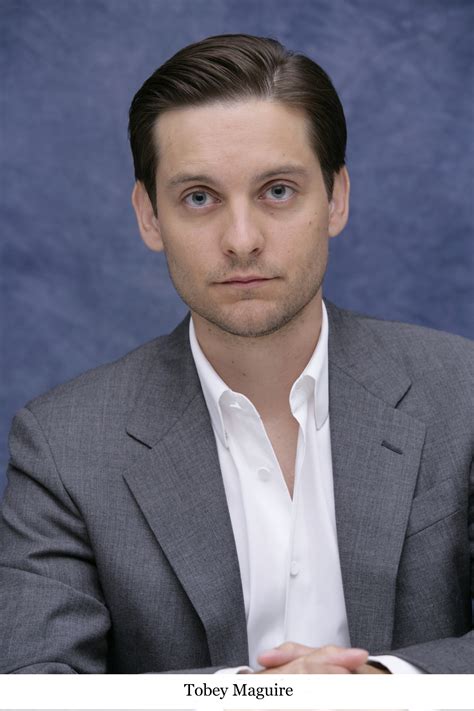 pictures of tobey maguire