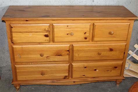 pine dresser