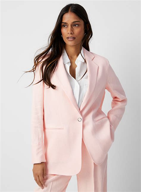 pink blazer