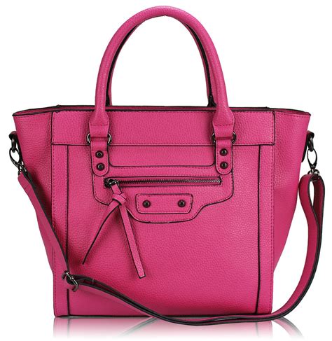 pink totes