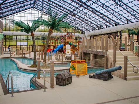 pirate's cay indoor water park