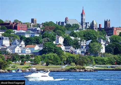 places to stay in fall river ma