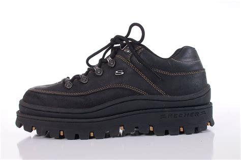 platform boots skechers