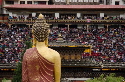 playing soccer with buddha Reader