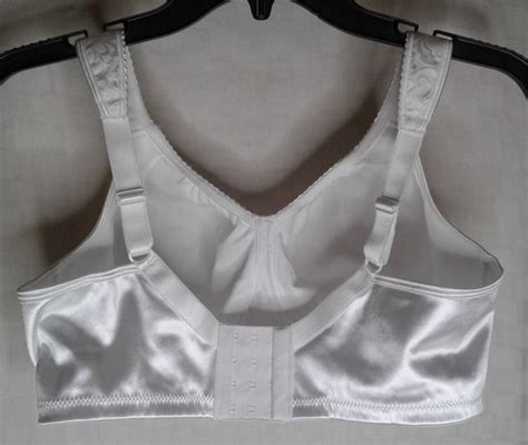 playtex bras 4745