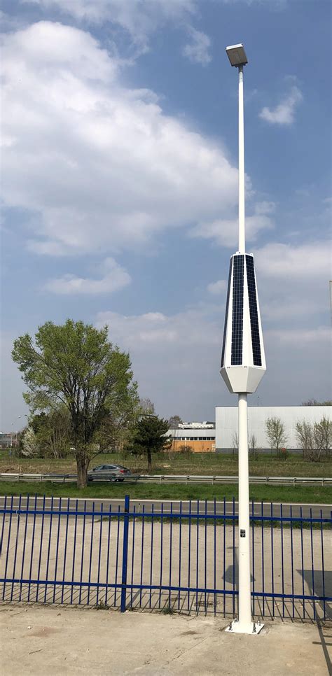 pole solar street light