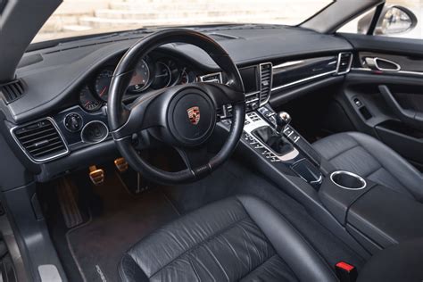 porsche panamera manual transmission Reader