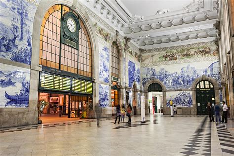 porto portugal train station