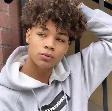 prettymixedboy