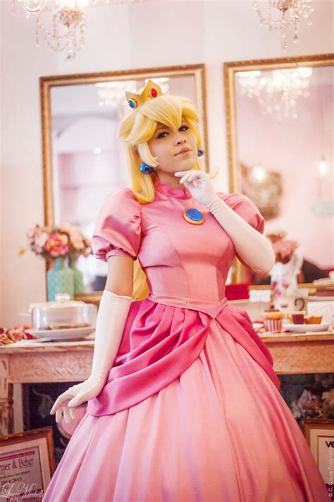 princess peach cosplay costume