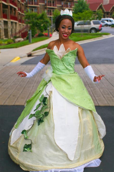 princess tiana cosplay