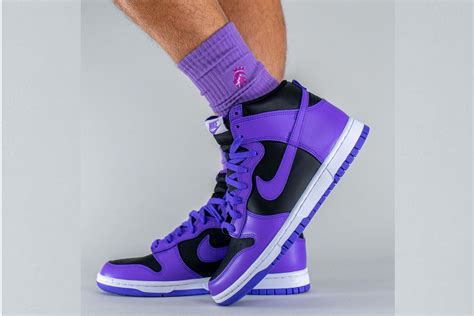 purple black nike