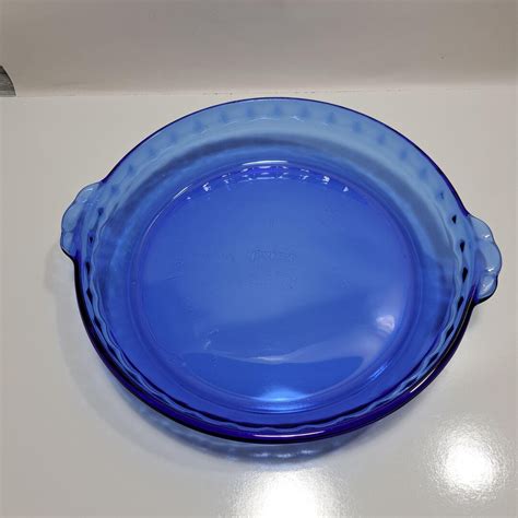 pyrex glass pie plate