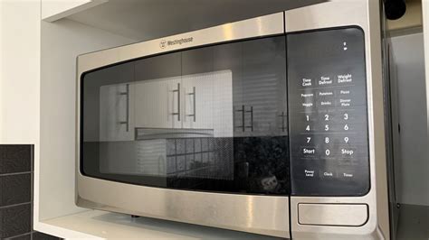 pyrex in microwave oven