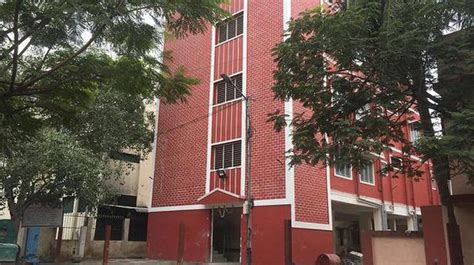 r2 kodambakkam police station