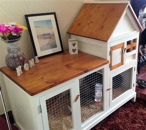 rabbit hutch indoor