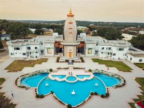 radha madhav dham in austin