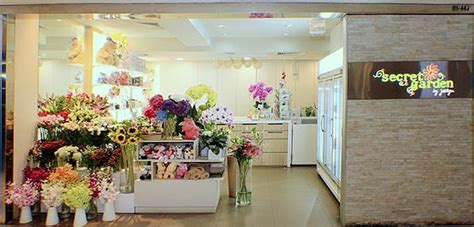 raffles city flower shop