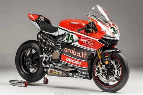 read online ducati motogp superbike 2015 official Epub