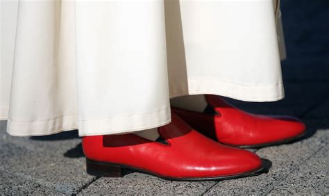 red papal shoes