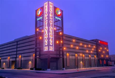 regal cinemas three rivers