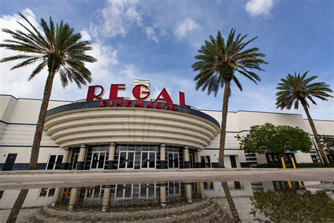 regal royal palm beach & rpx