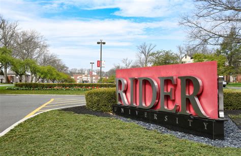 rider university careers