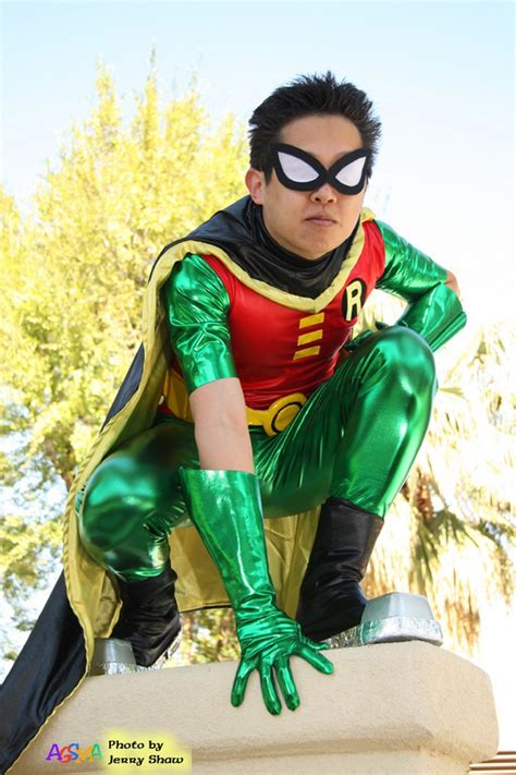 robin teen titans cosplay