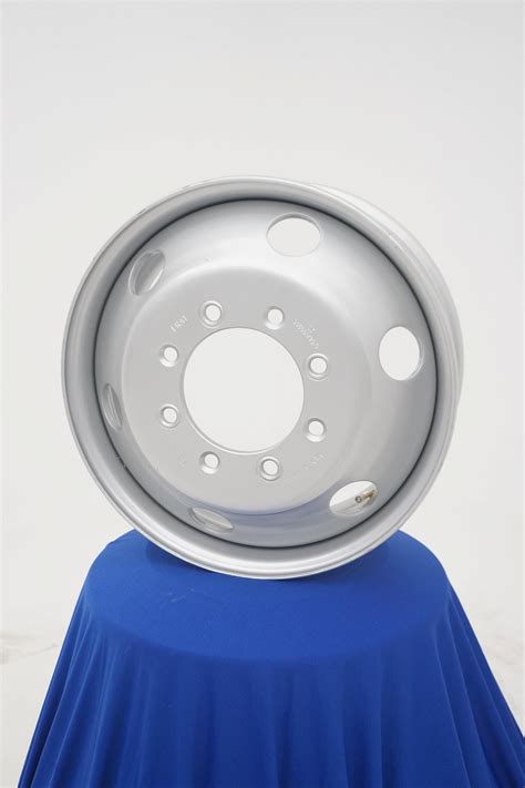 roda para f4000 8 furos