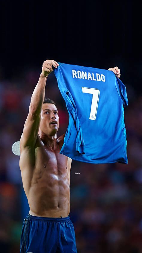 ronaldo with shirt off