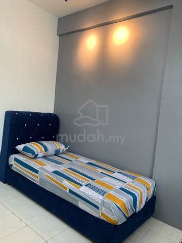 room for rent 200 a month singapore