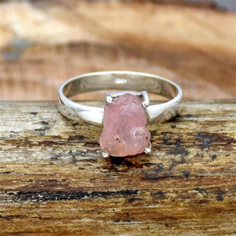 rose quartz and silver ring