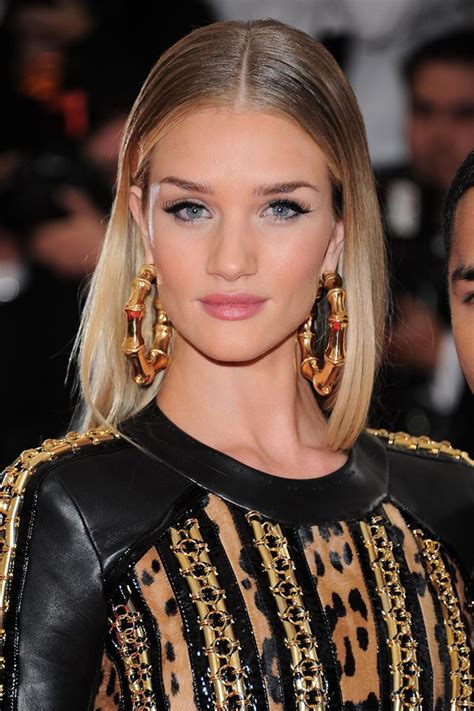 rosie huntington whiteley net worth