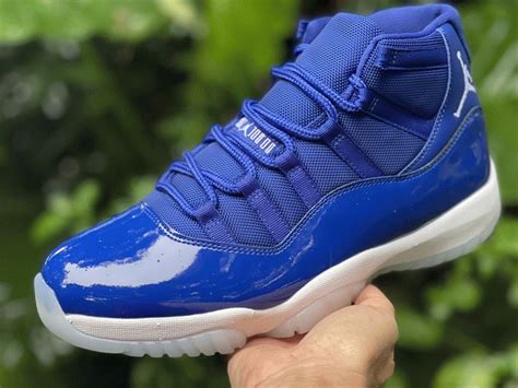 royal blue air jordan 11