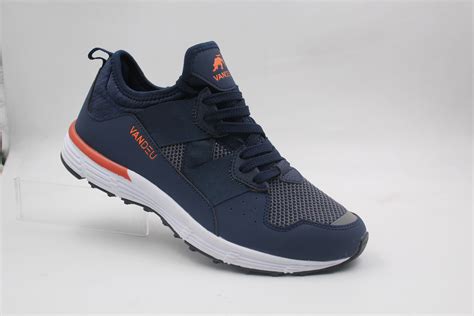 run tracking shoes