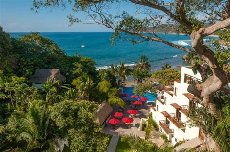 sayulita hotels on the beach