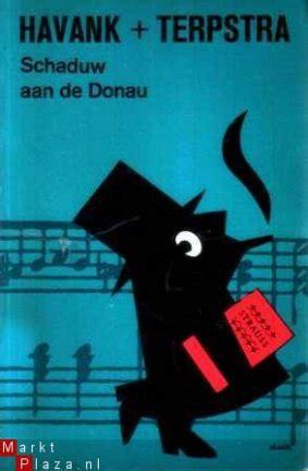 schaduw aan de donau PDF