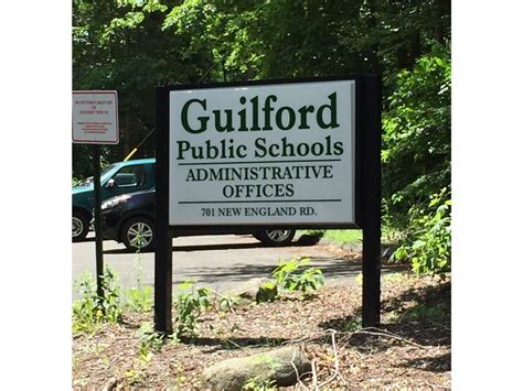 schools in guilford ct