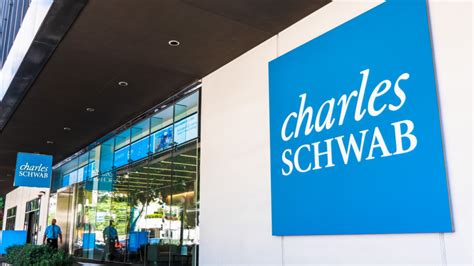 schwab layoffs 2023