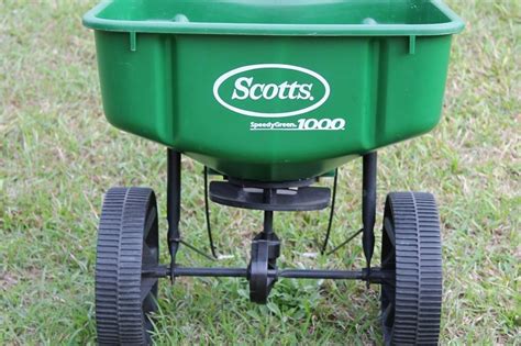 scotts fertilizer spreader 1000