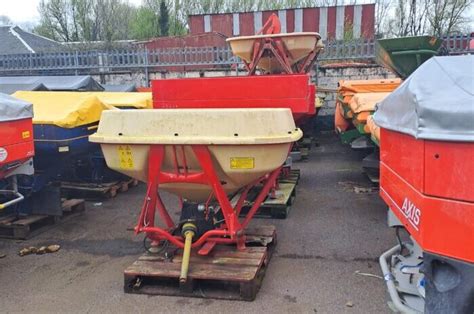 second hand fertilizer spreaders