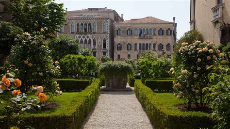 secret gardens of venice Doc