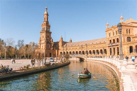 seville unanchor travel guide two day tour in sunny seville spain Kindle Editon