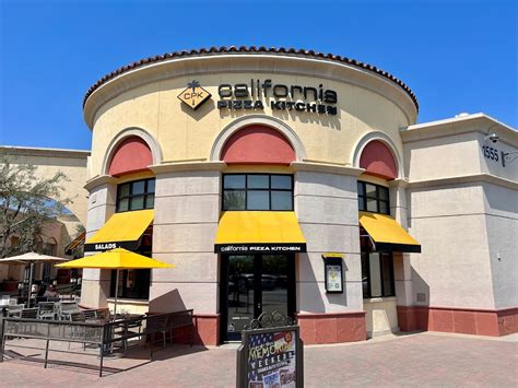 simi valley town center restaurants